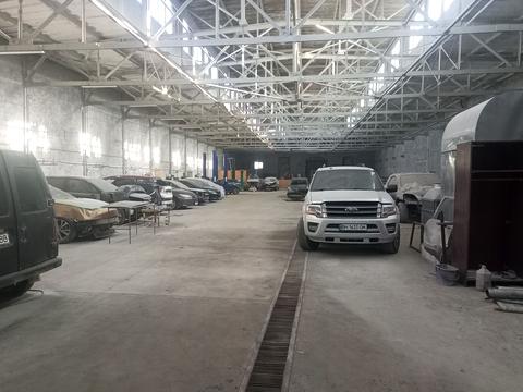 комерційна за адресою Косвена вул., 10