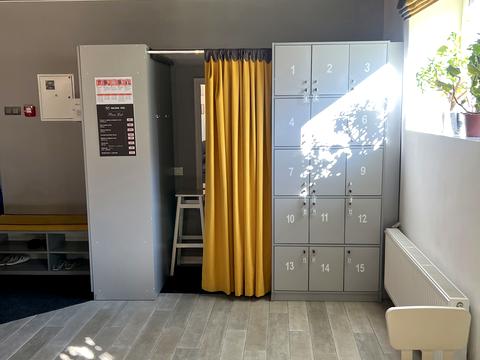 комерційна за адресою Миру просп., 73/3