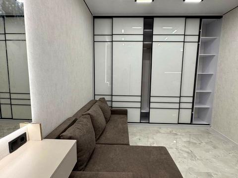 квартира за адресою Краснова вул., 1-Б