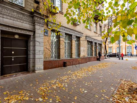 комерційна за адресою Князів Острозьких вул. (Московська), 5/2а