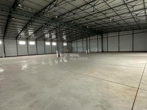 комерційна за адресою Кленова, 1