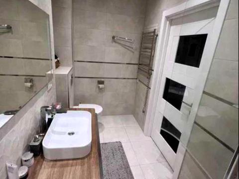 квартира за адресою ЖК Золотая Эра, 5