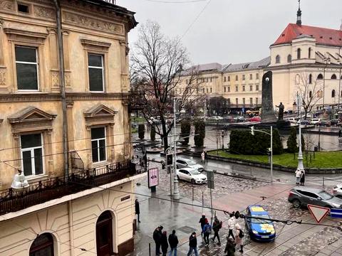 квартира за адресою Свободи просп. (), 9