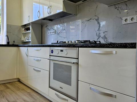 будинок за адресою Академіка Ромоданова вул. (Льва Толстого), 16