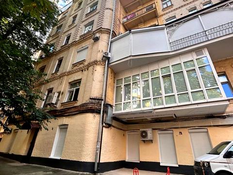 коммерческая по адресу Богдана Ступки ул. (Станіславського), 3