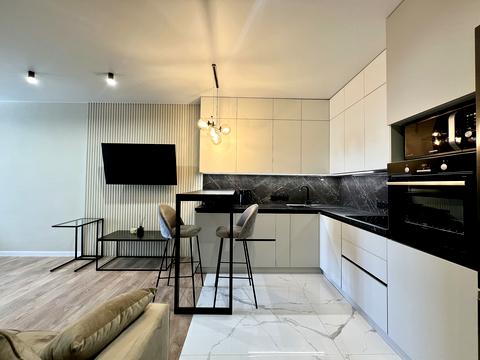 квартира за адресою Зарічна вул., 4