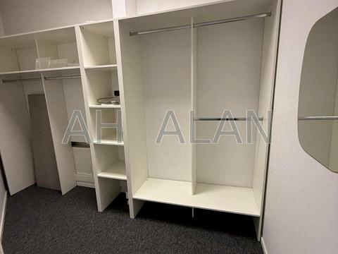 комерційна за адресою Михайлівська вул., 7