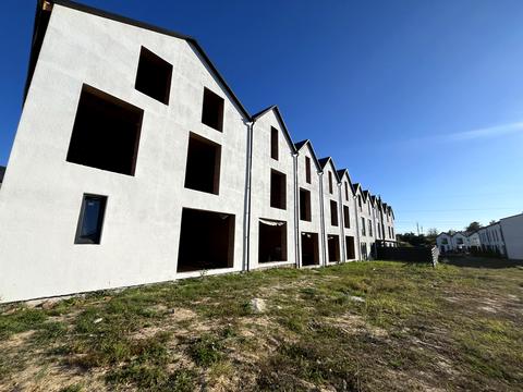 будинок за адресою Молодіжна вул.