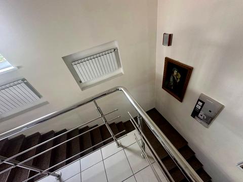 коммерческая по адресу Кольцевая дорога ул., 20