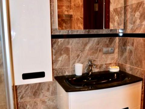 квартира за адресою Дніпровська набережна вул., 14-А