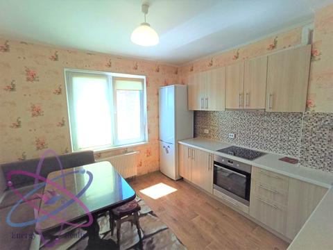 квартира за адресою Сергія Данченка вул., 5