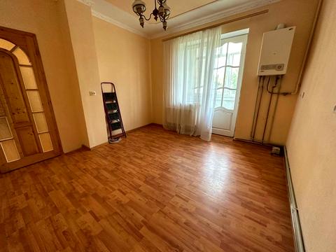 квартира за адресою Дмитра Донцова вул., 6