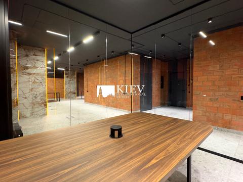 комерційна за адресою Джона Маккейна вул. (Івана Кудрі), 1-А