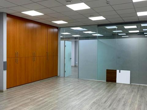 комерційна за адресою Грецька вул., 15