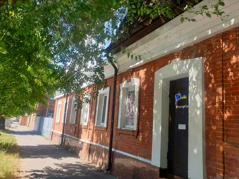 комерційна за адресою Руставелі вул., 31