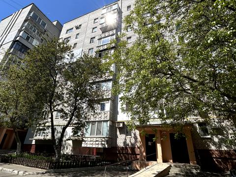 квартира за адресою Архітектора Старова вул., 4а
