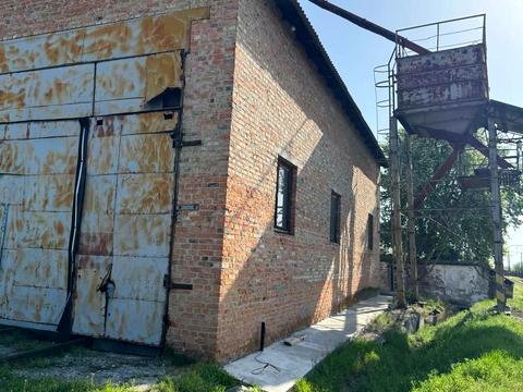 комерційна за адресою Розкішна вул., 18