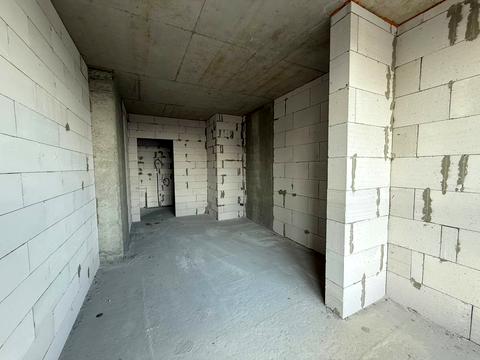 квартира за адресою Володимира Івасюка вул., 82