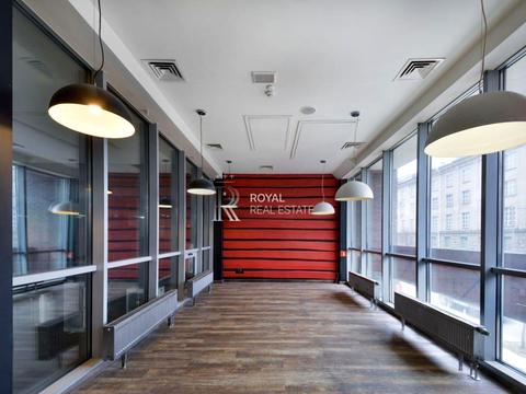 комерційна за адресою Саксаганського вул., 120