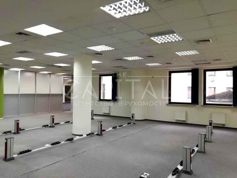 комерційна за адресою Тараса Шевченка бульв., 37/122