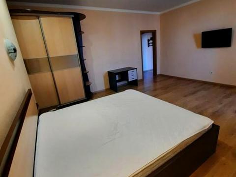 квартира по адресу Днепровская набережная ул., 23