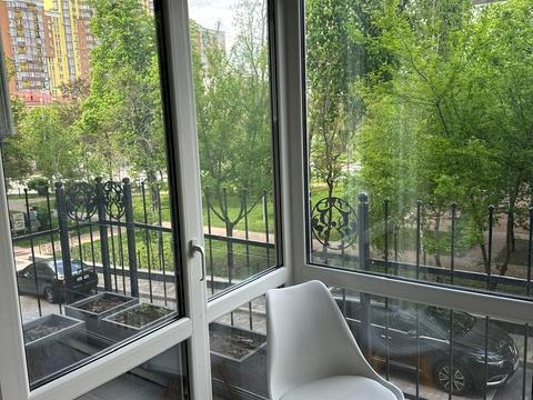 комерційна за адресою Січових Стрільців вул. (Артема), 84-А