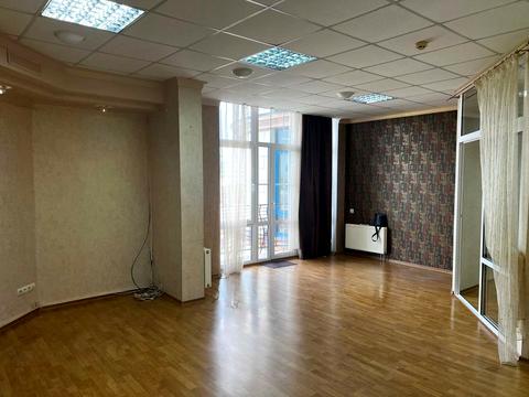 комерційна за адресою Святослава Караванського вул. (Жуковського), 33