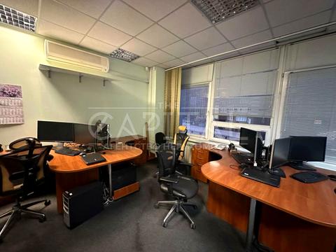 комерційна за адресою Кудрявський узвіз, 7
