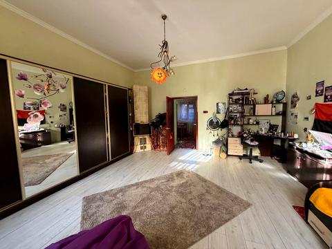 квартира за адресою Августина Волошина вул., 45