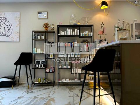 коммерческая по адресу Андрея Верхогляда ул. (Михайла Драгомирова), 14-А