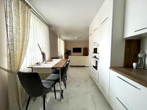 квартира по адресу Злуки просп., 49