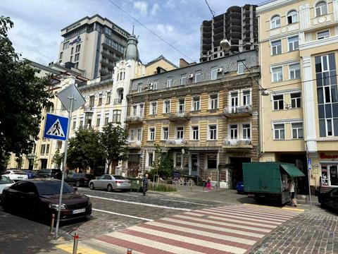 коммерческая по адресу Богдана Хмельницкого ул., 50
