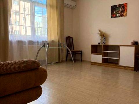 квартира за адресою Михайла Максимовича вул. (Онуфрія Трутенка), 28-Б