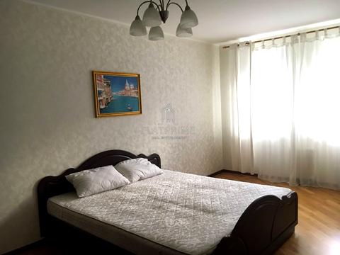 квартира по адресу Александра Мишуги ул., 2