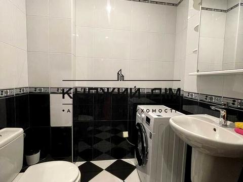 квартира за адресою Анни Ахматової вул., 47
