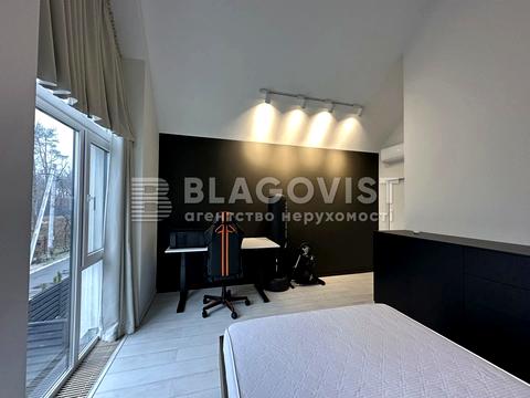 будинок за адресою Комфортна