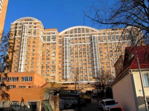 коммерческая по адресу Василия Тютюнника ул. (Анрі Барбюса), 5В