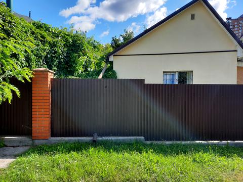 будинок за адресою Осіння вул.