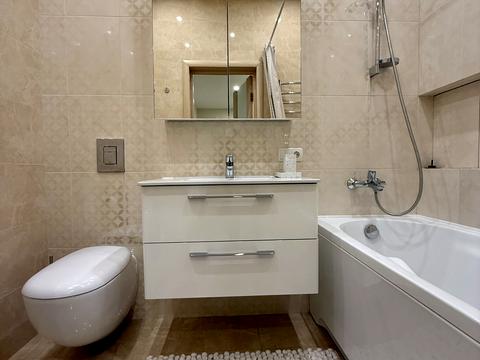 квартира за адресою Андрія Верхогляда вул. (Михайла Драгомирова), 20