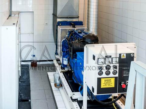 комерційна за адресою Патріарха Володимира Романюка вул. (Жовтнева), 2Б