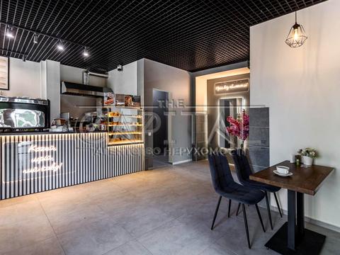 комерційна за адресою Академіка Вернадського бульв., 24