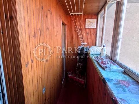 квартира за адресою Святошинська пл., 1