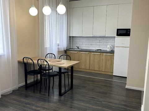 квартира за адресою Рея Бредбері вул., 5/15