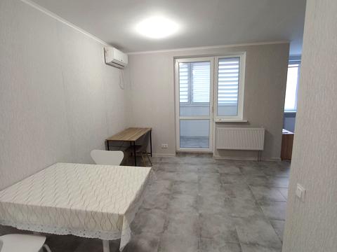 квартира за адресою Казакевича, 29