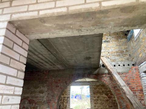 будинок за адресою Сергія Панасюка, 1б