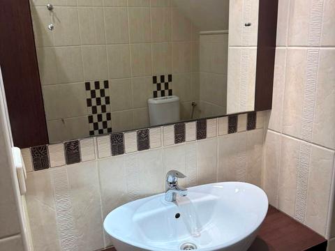 будинок за адресою Анатолія Солов'яненка вул.