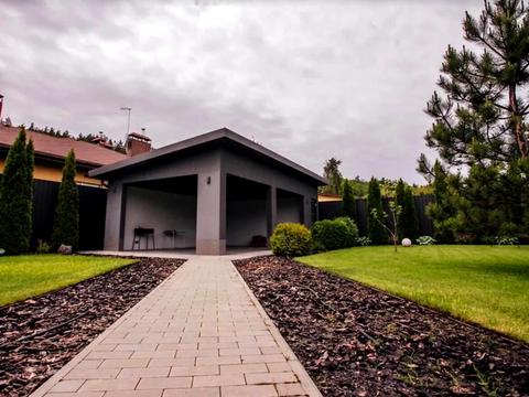 будинок за адресою 8 лінія