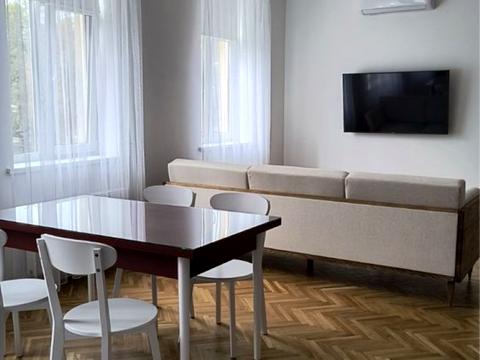 квартира за адресою Ярослава Мудрого вул., 18