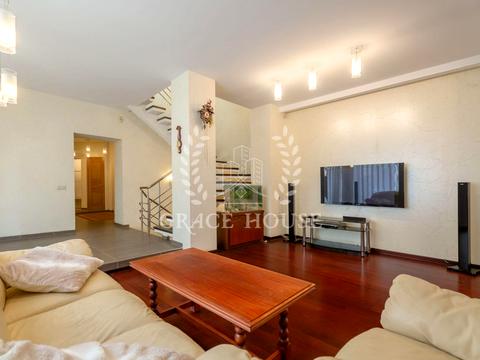 будинок за адресою Павла Загребельного вул. (Миколи Раєвського)