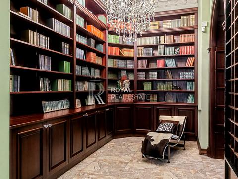 будинок за адресою вул. Редутна